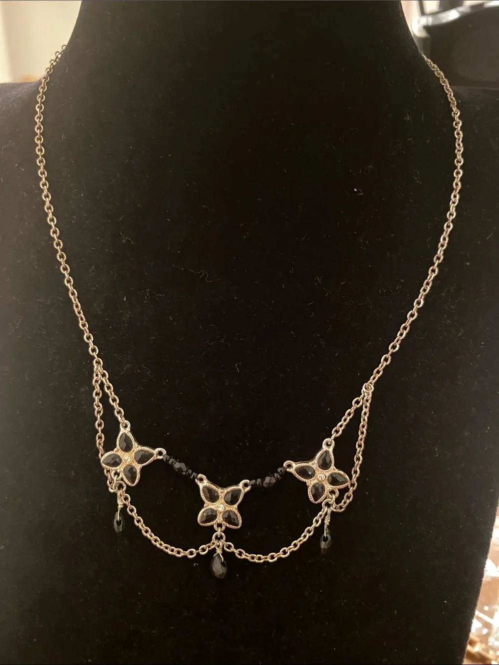 Monet Black and Gold Floral Pendant Necklace